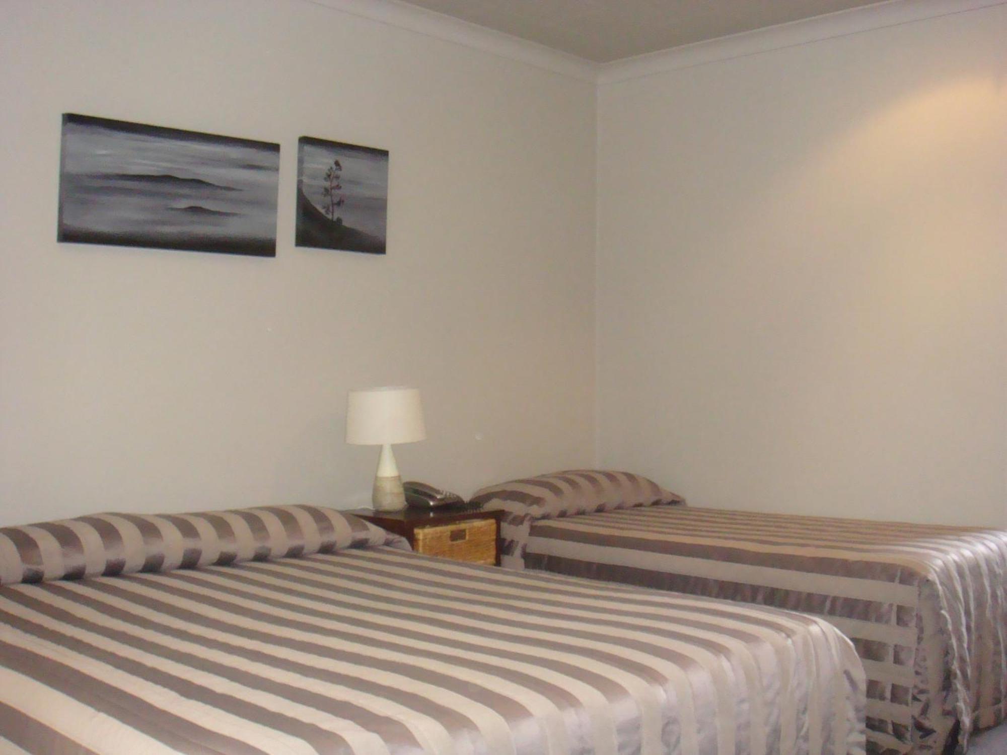 Bristol Motel Upper Hutt Ngoại thất bức ảnh