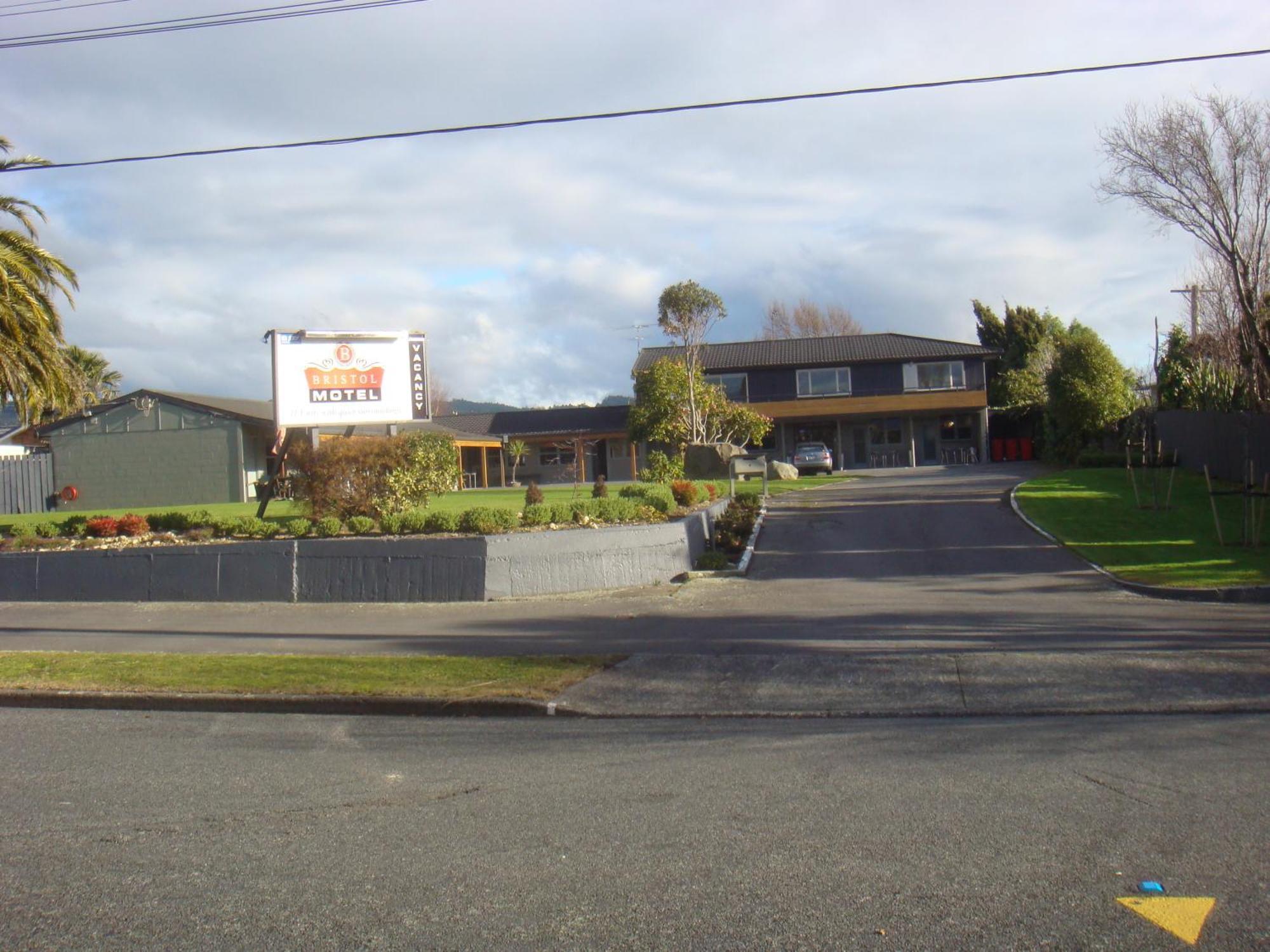 Bristol Motel Upper Hutt Ngoại thất bức ảnh