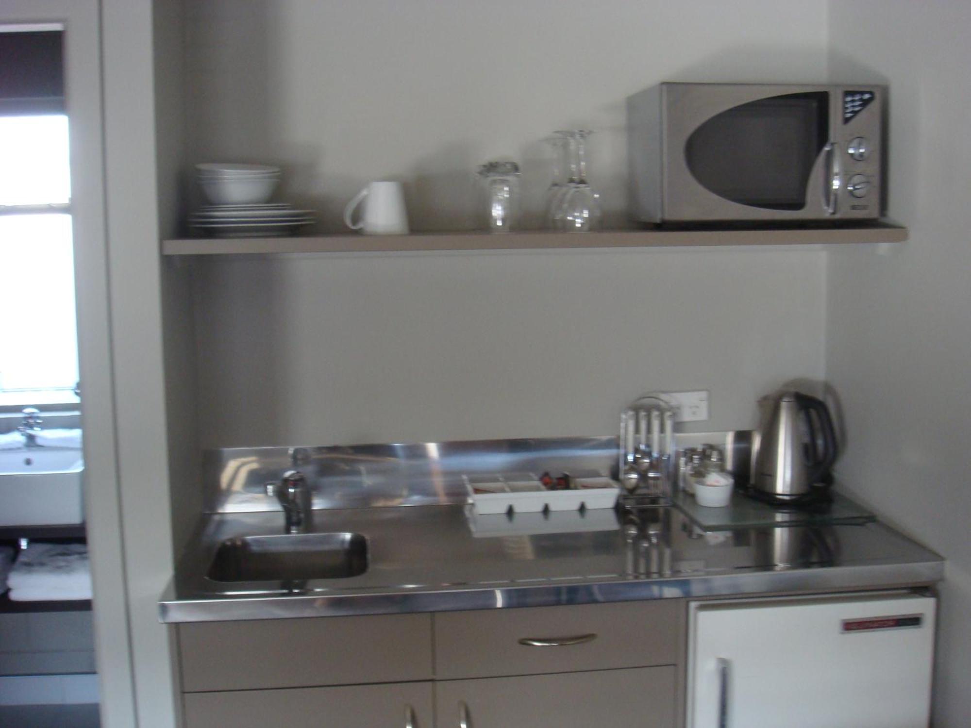 Bristol Motel Upper Hutt Ngoại thất bức ảnh